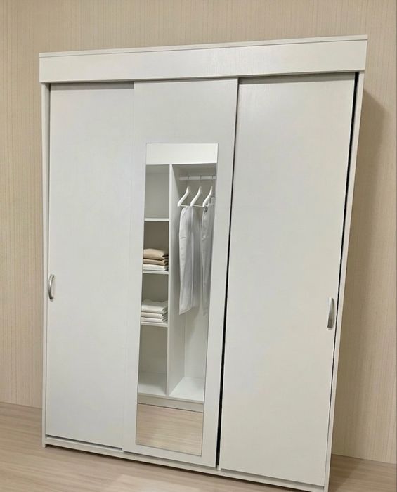 Шкаф для одежды, плательный и полки