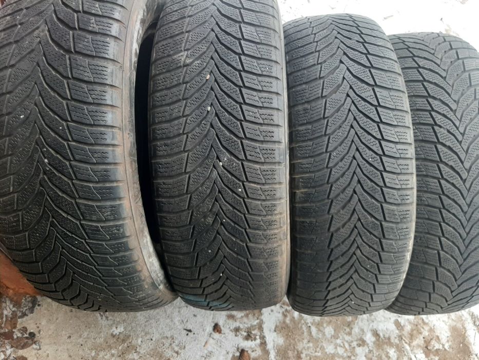 Продам шины 235/60/18 нексен