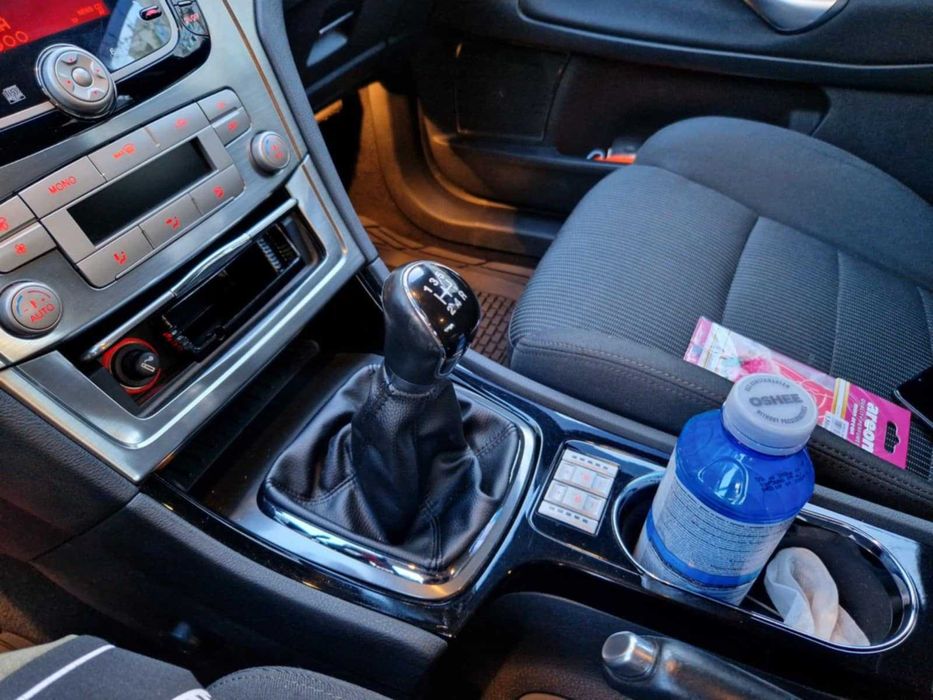 Ford Mondeo 2.0 бензин,107kw.147ks.ръчна скоросна кутия.169000км.