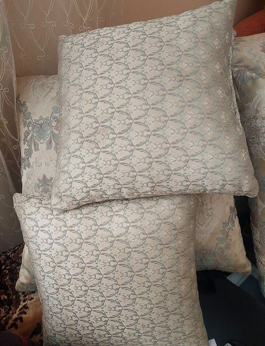 Красивые подушки