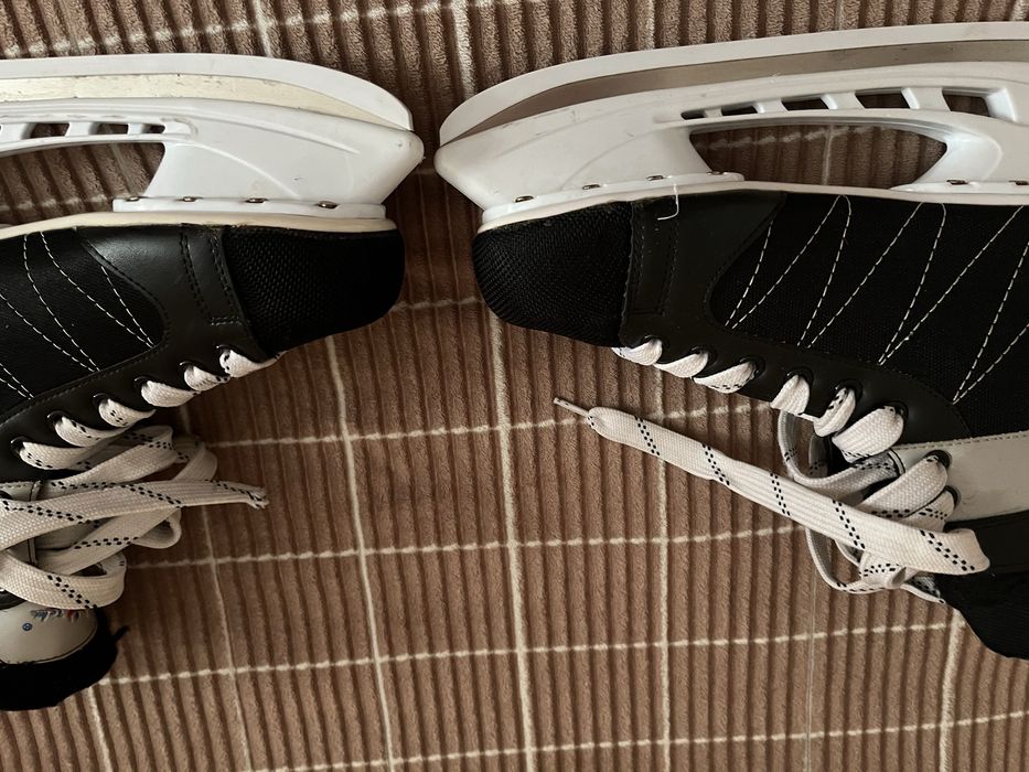 Продам коньки мужские