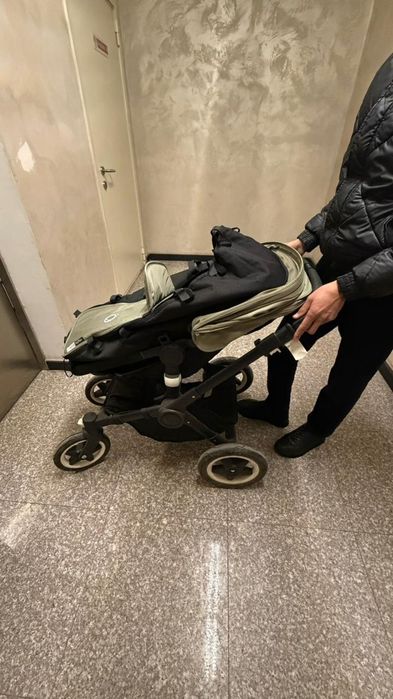 Продаётся коляска bugaboo