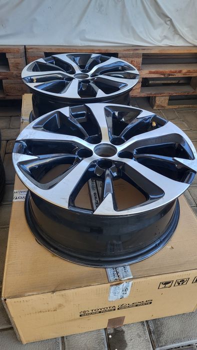 Продам комплект диски R17