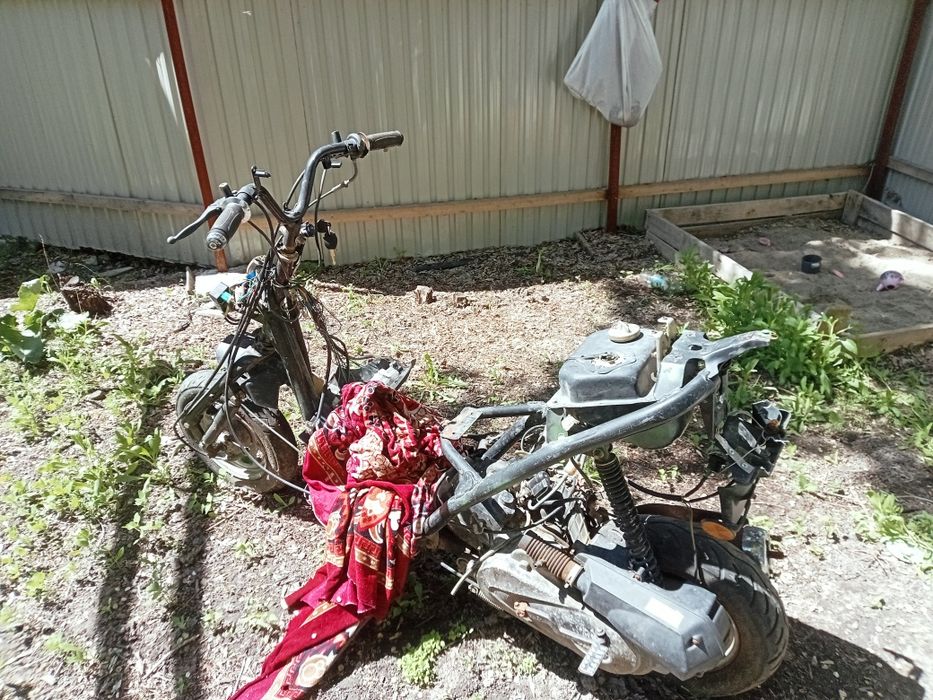 Продам скутер срочно