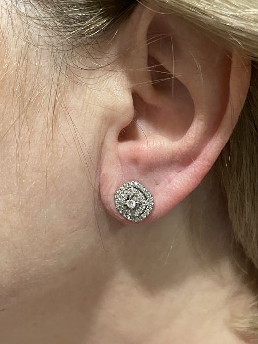 Серьги - пусеты с бриллиантами