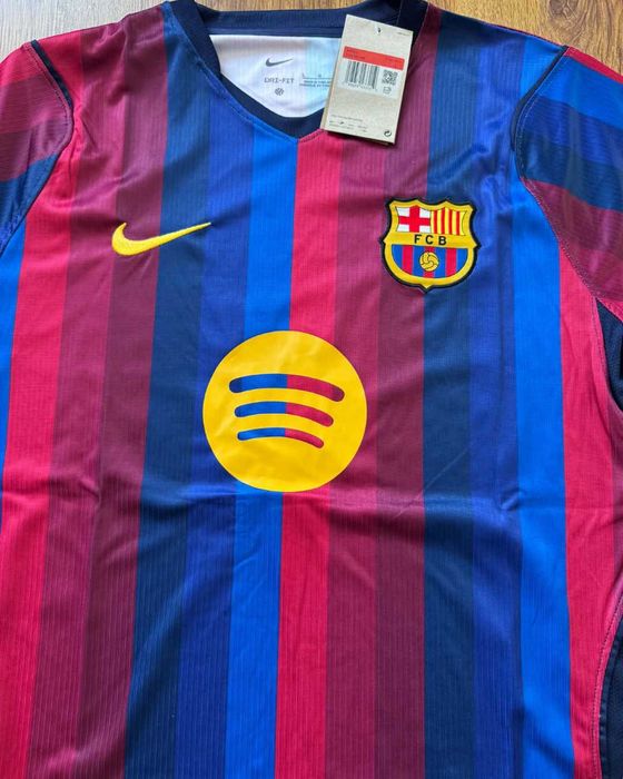 Домакински екип Барселона 26/27 с надпис за истински фенове, Barcelona Home Jersey 26/27