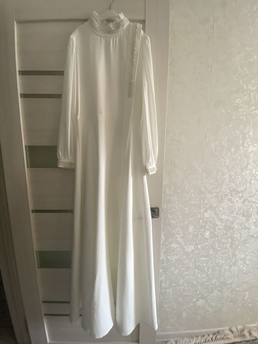 Платье размер М