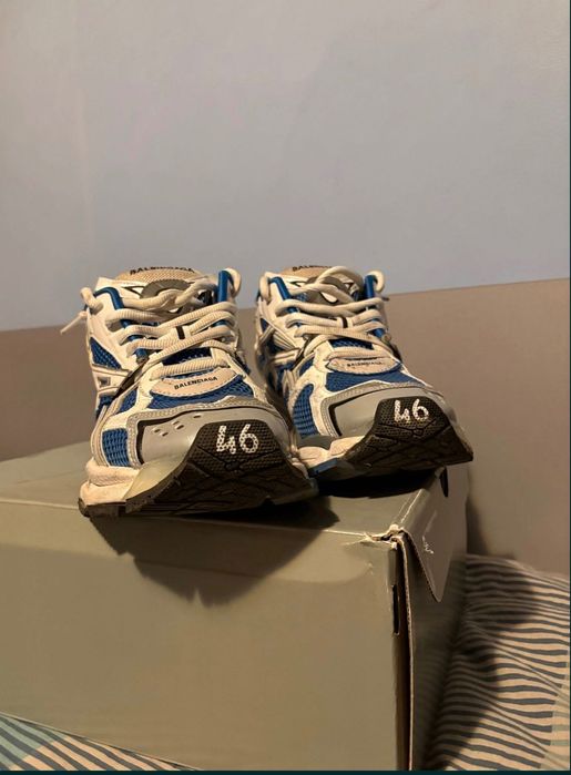 Обувки   Balenciaga  runner 46 номер