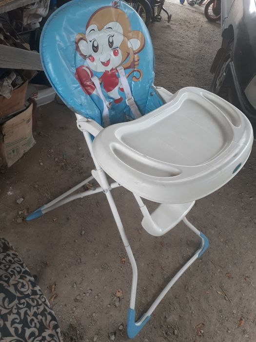 Детскии стул для кормления.