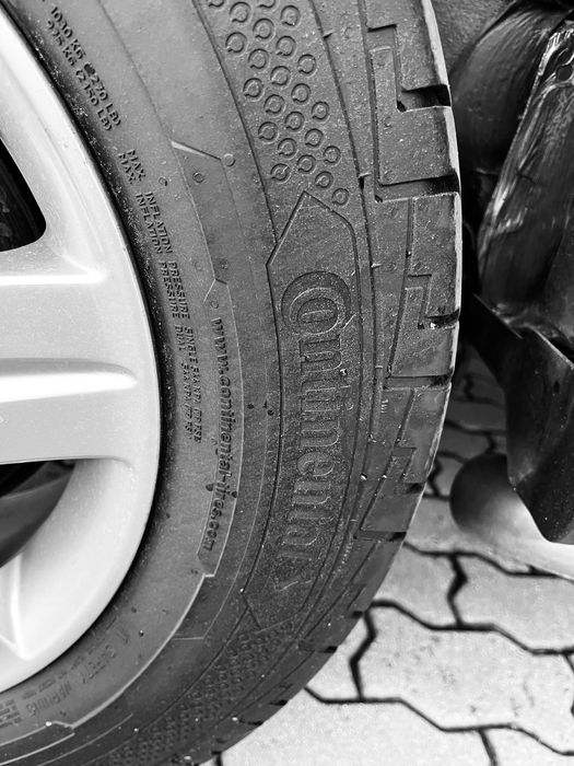 4 отлични гуми за ван, джип, кемпер Michelin Continental