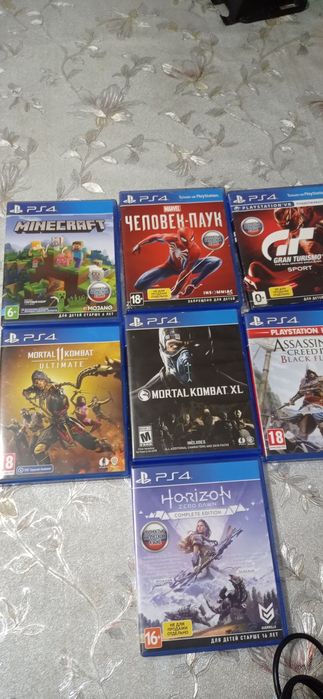 Игровая приставка PS 4