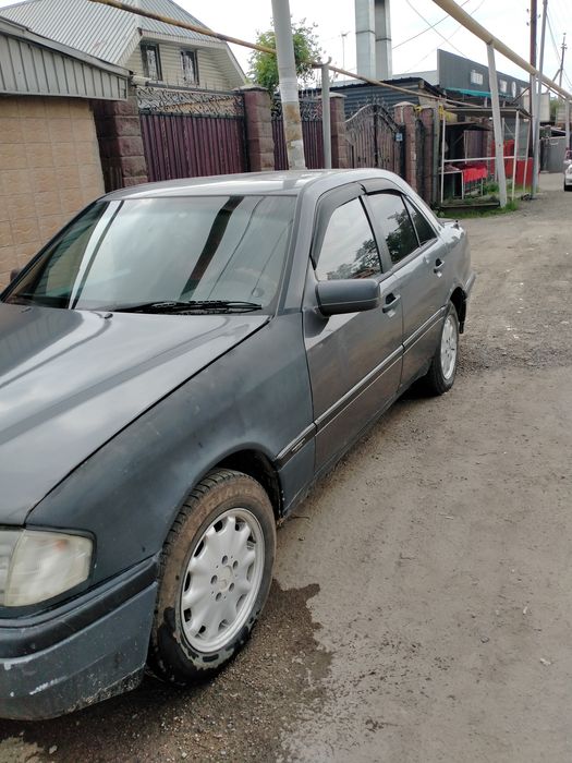 Продам Mercedes Benz C 200