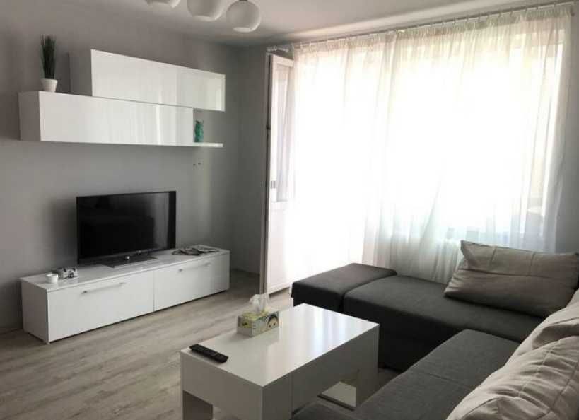 Дава се под наем Тристаен апартамент в Пловдив, Южен - 90 кв.м за 346.8 € - Снимка #1