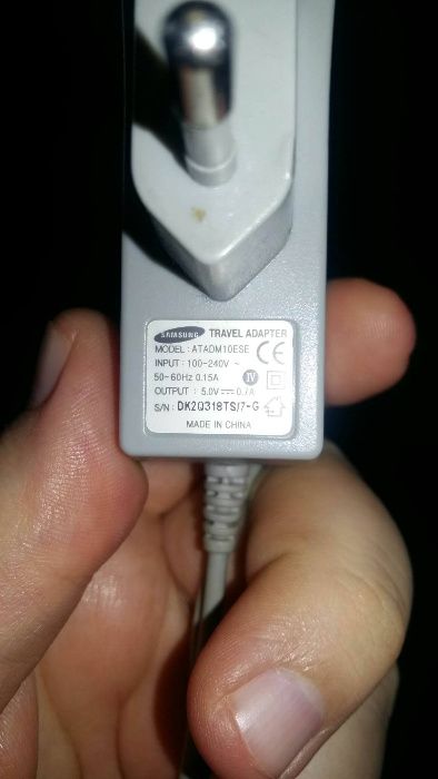 Vand accesorii Samsung SGH E250 cablu date, casti, incarcator