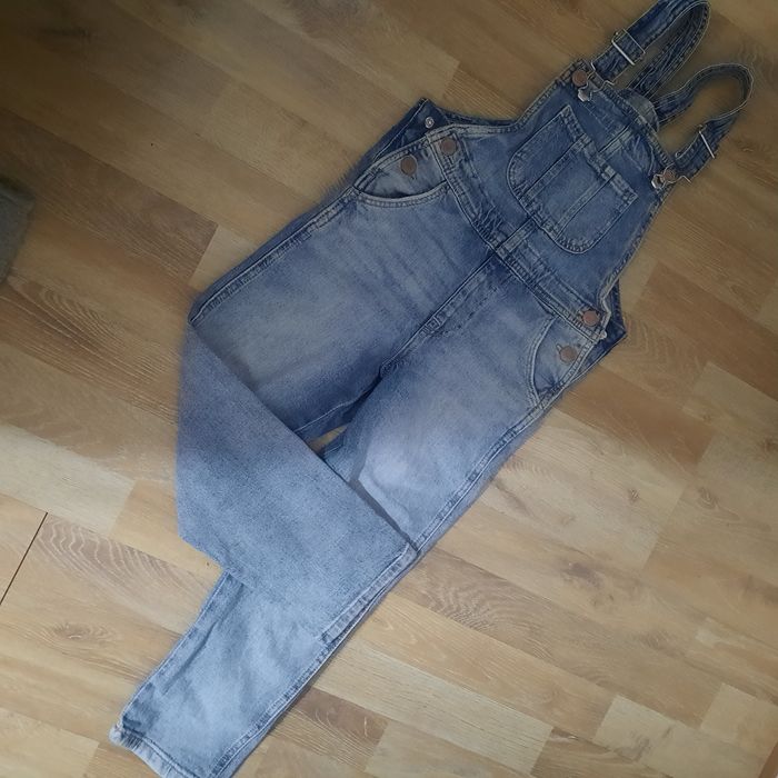 Vind set salopeta și camasa