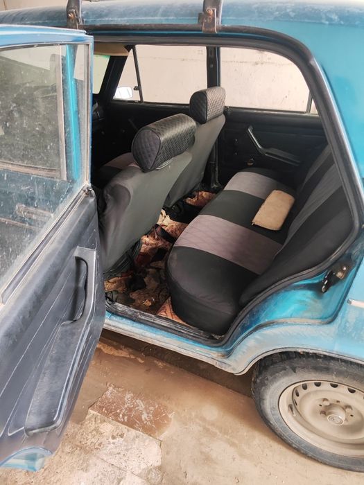 Jiguli 2106 sotiladi