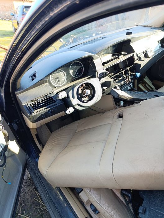 БМВ Е61 525Д на части