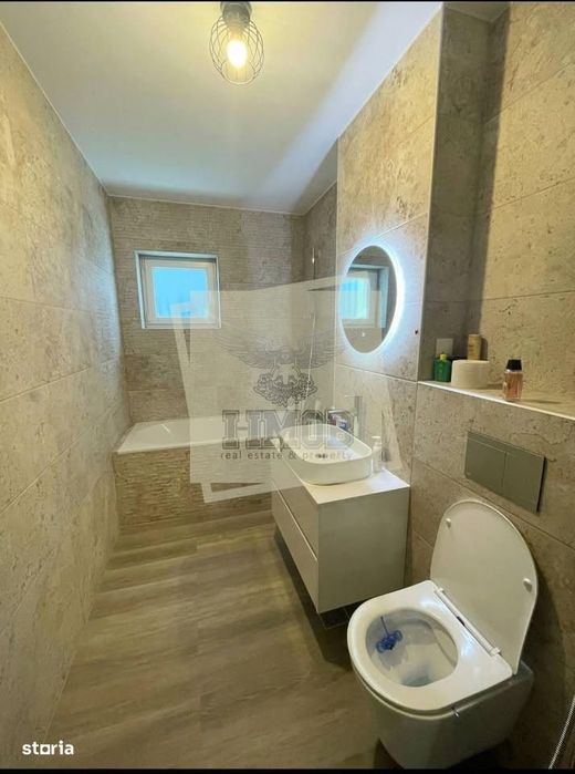 Apartament  3 camere terasa si loc parcari in Kogalniceanu