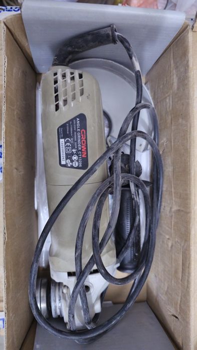 Продам ушм и дрель.