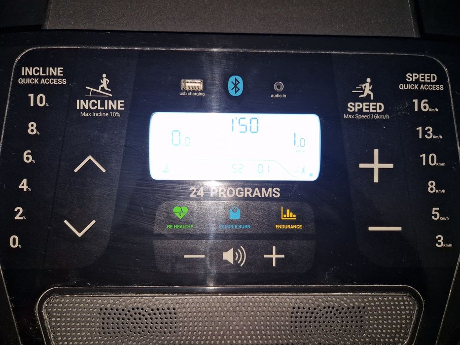 Banda alergare Domyos T540C  cu inclinare 20 de trepte/150 trepte viteza pana la 16km/h