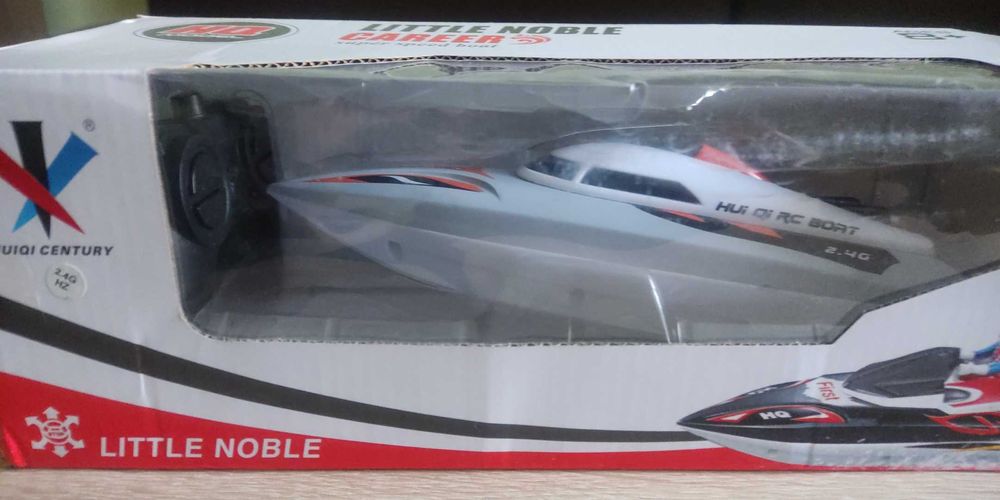 Радиоуправляема лодка