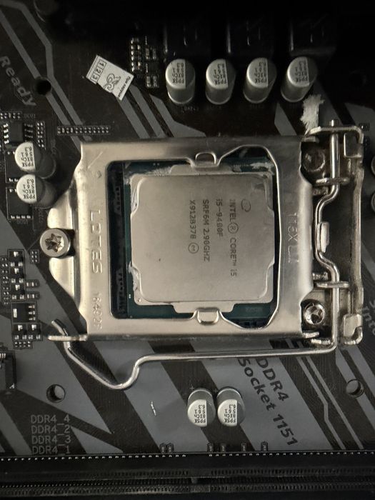 Мат плата + процессор B360 HD3 и i5 9400f