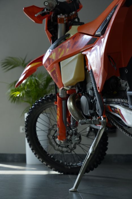 Ktm exc 300 tbi six days 2025