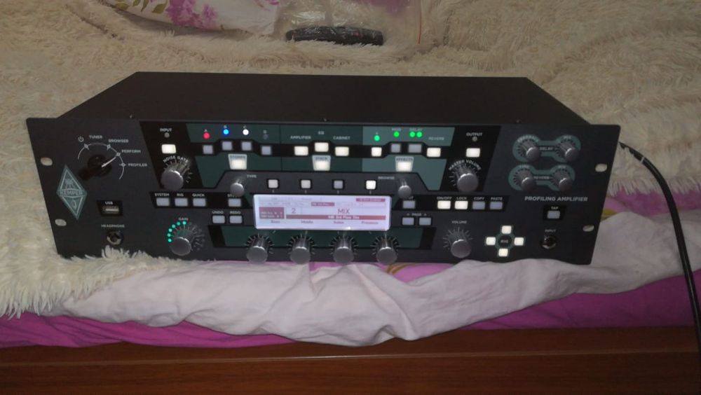 Продаю свой любимый процессор Kemper Profiler Profiling amplifier.