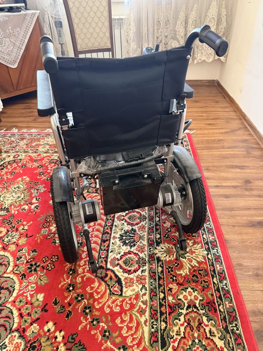 Электроколяска почти новая