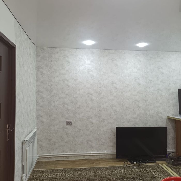 Продается 2 комнатная квартира в чарваке