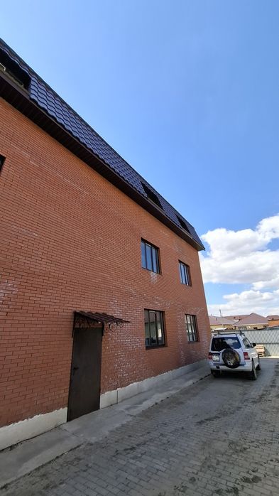 Продам 3 квартиру юго восток 61
