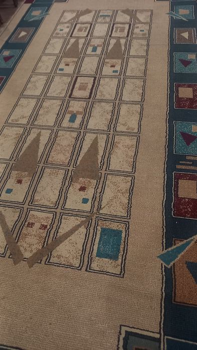 Ковёр 5,5×2,5 в хорошем состоянии