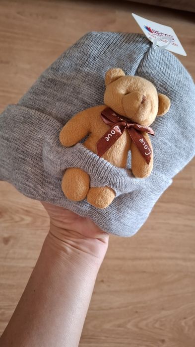 Детски шапчици с 3 D мече