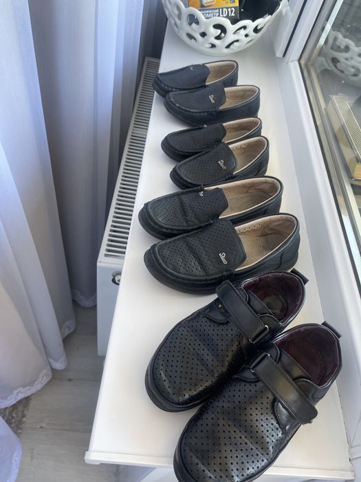 Детская обувь кроссовки сандали туфли