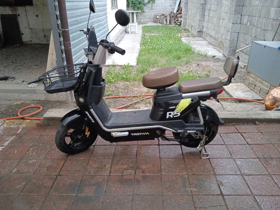 Электро мопед Tadi R5