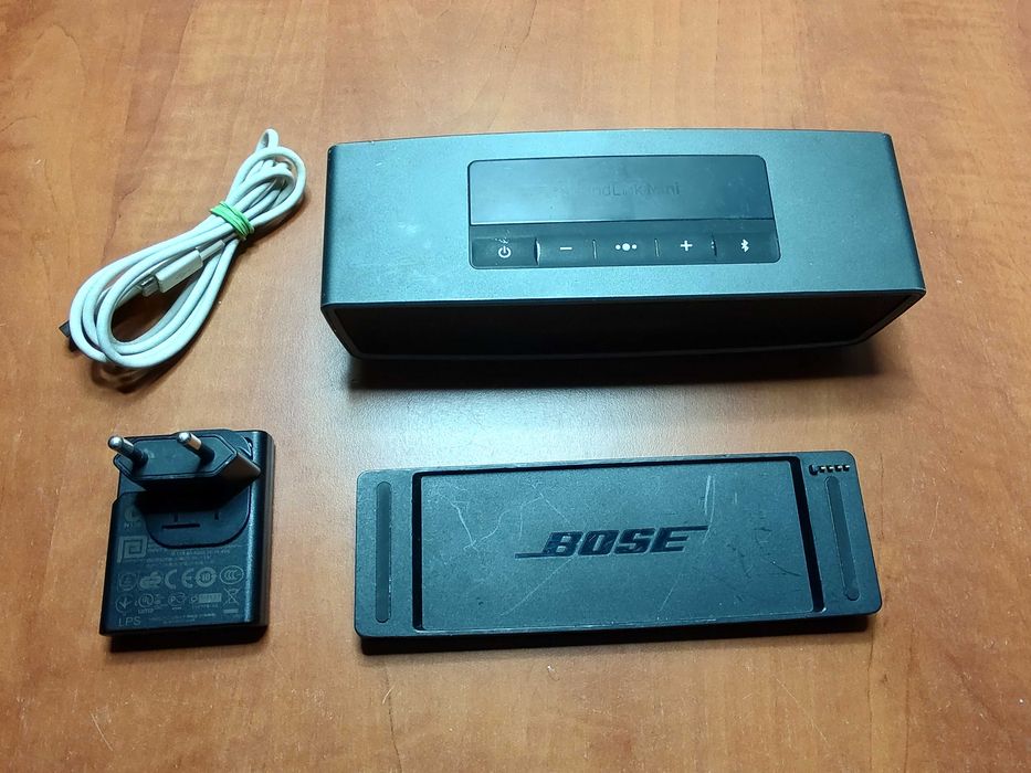 Boxa portabila Bose SoundLink Mini Bluetooth Series II dock incarcator