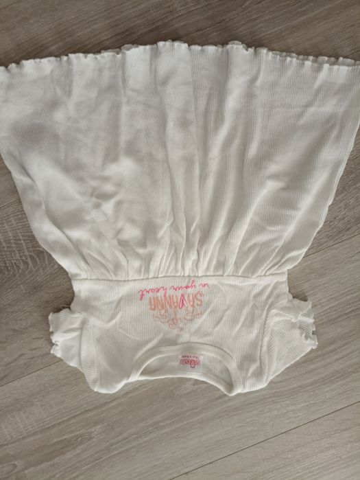 Hăinițe bebeluș de vară