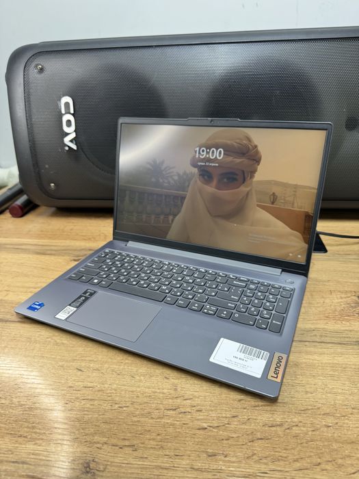 Ноутбук Lenovo Core i5-12