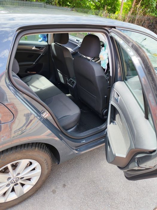 VOLKSWAGEN Golf 2019