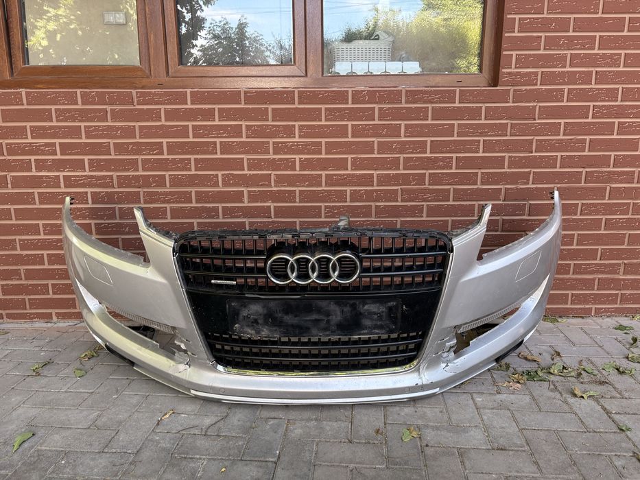 Бумпер передний на Audi Q7
