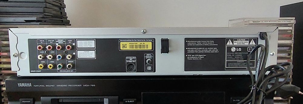 Продам двойку LG vlk9320w