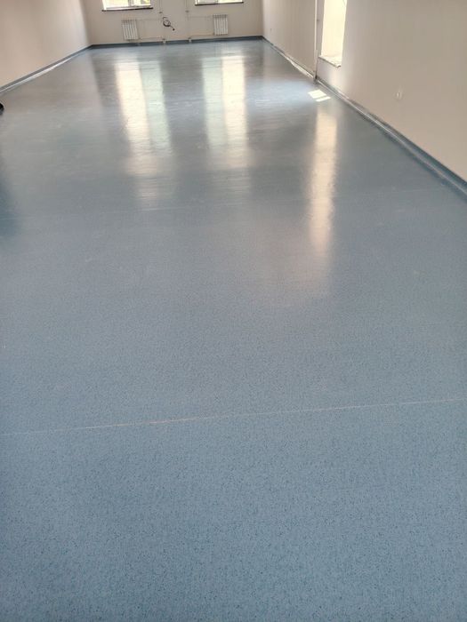 Nalivnoy pol laminat xizmatlari