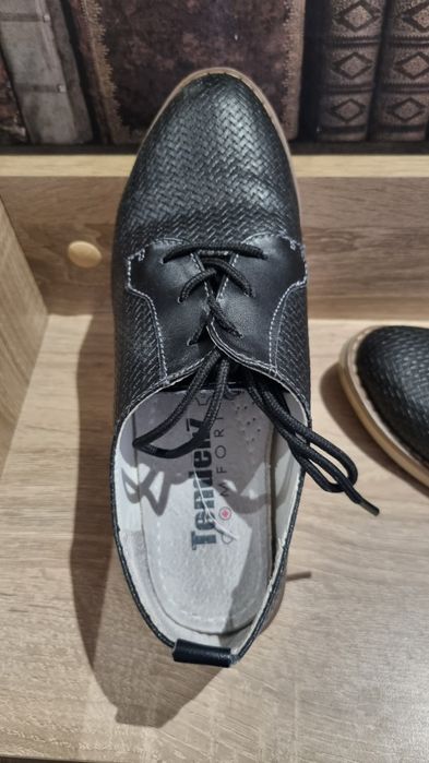 Дамски обувки 37