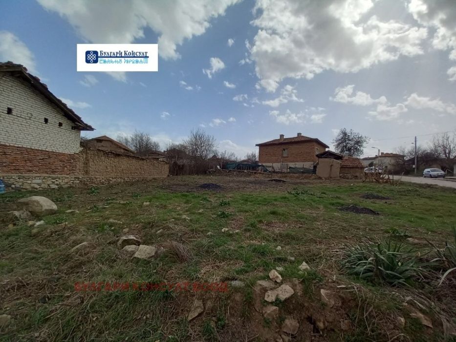 Продажба Парцел гр. Лесичово - с. Памидово 519m²