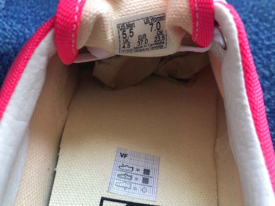 НОВИ Vans Era ОРИГИНАЛНИ дамски кецове - 37/23,5см