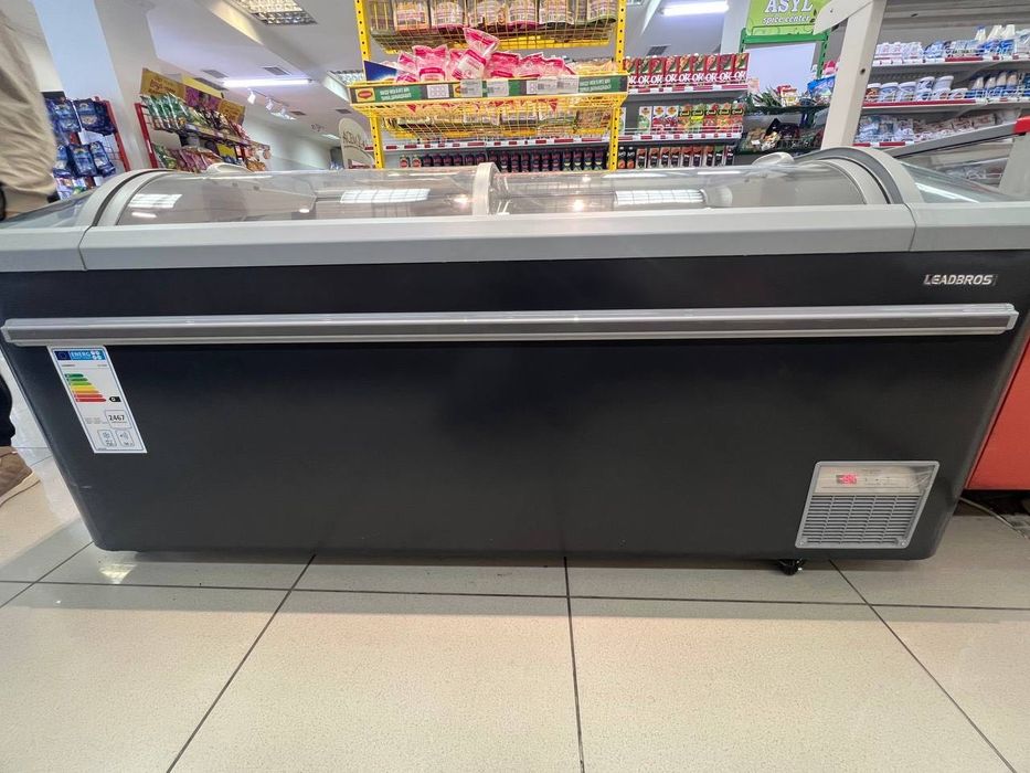 морозильник овальной стекло 750 л