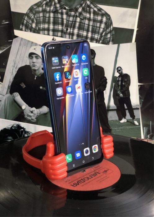 Смартфоны от 20000