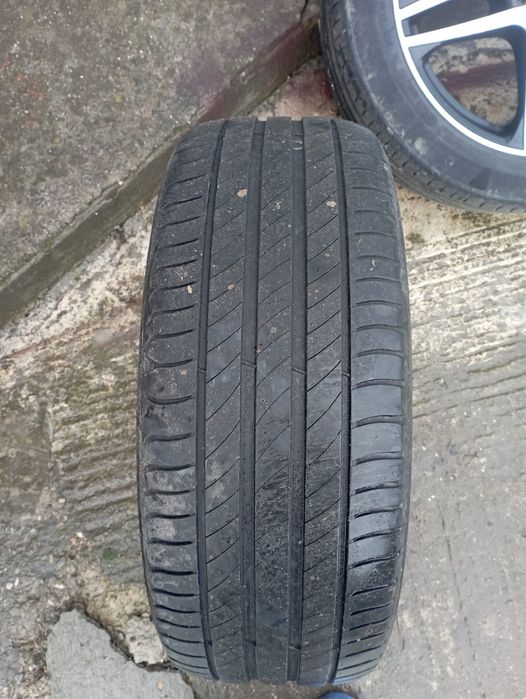 Vând jante aliaj Audi