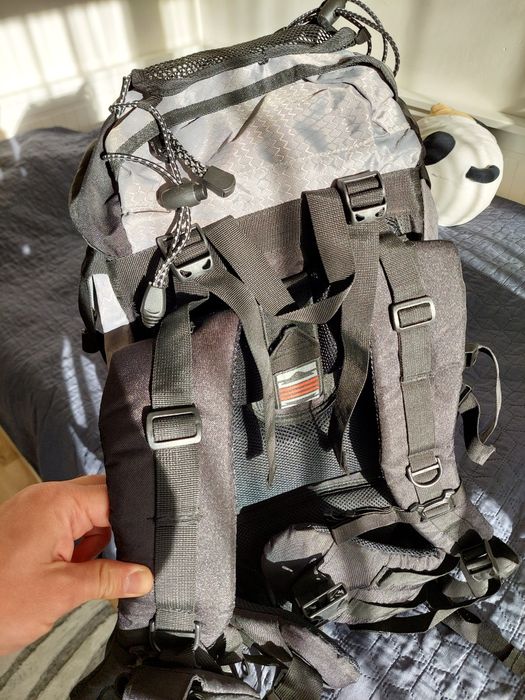 Rucsac Eiger Trekking 50+10 l