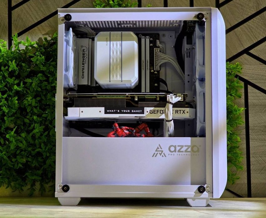 Игровой компьютер ПК в белом исполнении